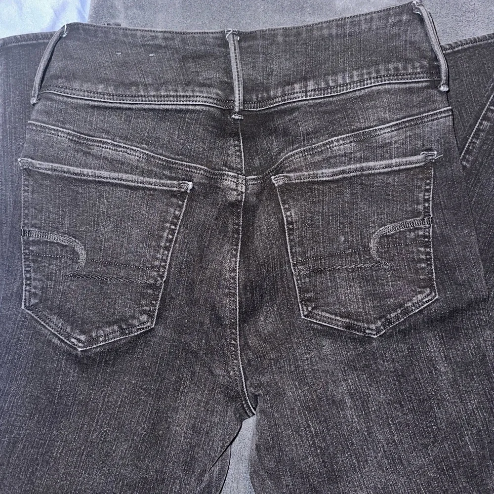 American Eagle Jeans - Picture 3 of 4